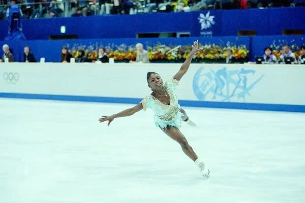 Figure skating legend Surya Bonaly to coach and interact with Vietnamese skaters
